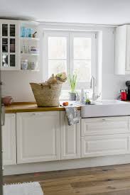 Landhauskuche Von Ikea Oder Tulpengluck Pomponetti Landhausstil Ikeakuche Haus Kuchen Kuchen Design Zuhause