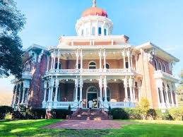 Around 18 months into the construction, the war between the states broke out (1861) and the builders (from pennsylvania) left to return north not finishing the home. Why You Should Tour Antebellum Homes In Natchez My Flying Leap