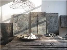 Wabi Sabi Lakasok Antik Butor Egyedi Natur Fa Es Loft Designbutor Kerti Fa Termekek Akacfa Oszlop Akac Ronk Deszka Pallo In 2020 Antike Mobel Naturholz Holz