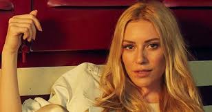 Sinem Kobal In Tercihi Kariyeri Icin Iyi Olmadi 2020 Hamilelik Selena Kariyer