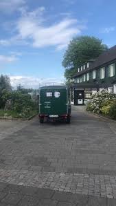Seit 1774 im familienbesitz vermittelt das haus bergische gastlichkeit und ist ein beliebter ausgangspunkt für ein romantisches wochenende im bergischen land. Lohmanns Romantik Hotel Gravenberg Startseite Langenfeld Nordrhein Westfalen Germany Speisekarte Preise Restaurant Bewertungen Facebook