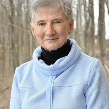 Last Tracks: McKenna, Susie: 9781480835566: Amazon.com: Books