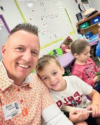 Troy Stowe's Instagram, Twitter & Facebook