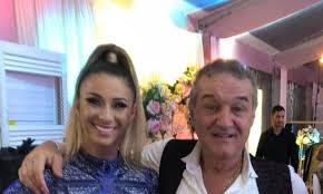 Get in touch with anamaria prodan reghecampf (@anamariaprodanreghecampf) — 114 answers, 1831 likes. Anamaria Prodan NemulÈ›umitÄƒ De InjumÄƒtÄƒÈ›irea Salariilor La Fcsb Nu VÄƒ Mai PlangeÈ›i Ca Babele Cluburile Depind De JucÄƒtori