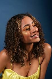 Amber Poston's Instagram, Twitter & Facebook