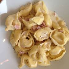 Lieblingsrezept Tortellini Kase Sahne Sosse Rezept Rezepte Kase Sahne Sosse Tortellini