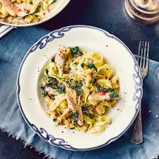 Raucherforelle Mit Pasta Rezept Edeka Rezept Rezepte Geraucherte Forelle Lebensmittel Essen