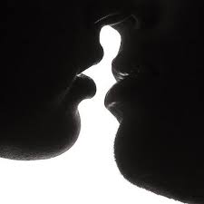 Resultado de imagen de beso