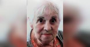 Mary Heft's Instagram, Twitter & Facebook