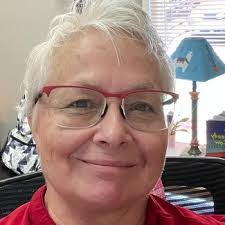 Jennifer Keyser's Instagram, Twitter & Facebook