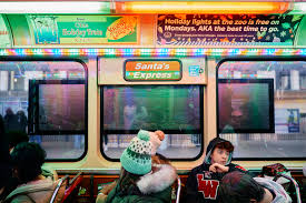 How to Ride the Allstate CTA Holiday Train and Bus in Chicago 2023 -  Thrillist