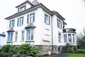 Bad mit fenster balkon / terrasse duschbad parkmöglichkeit wannenbad. Eg Altbau Wohnung In Herford Weidenbach Immobilien