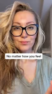 Nadia Melton's Instagram, Twitter & Facebook