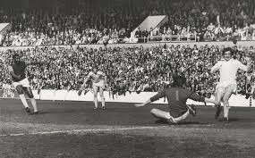 Here you will find mutiple links to access the west ham united match live at different qualities. The Day Ron Greenwood S West Ham United Routed Don Revie S Champions Elect Leeds United West Ham United