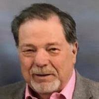 Larry Vale's Instagram, Twitter & Facebook