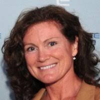 Christine Dellinger's Instagram, Twitter & Facebook