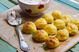 Cremige Low Carb Blumenkohl Mozzarella Ballchen Aus Dem Ofen Rezept Rezepte Klosse Low Carb Rezepte
