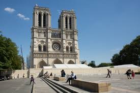 See more of le parvis de notre dame on facebook. Le Parvis De Notre Dame De Paris Rouvre Au Public Ville De Paris