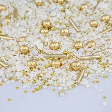 See more ideas about fashion, glitz and glam, style. Super Streusel Glitz And Glam Sprinkle With Chocolate Balls 90g Cake Decorating Supplies From Cake Thrive Uk