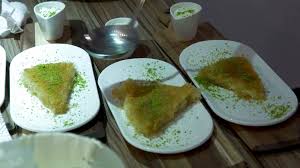 Kadayif Kunefe Engelshaar Mit Kaymak Rezepte Das Perfekte Dinner Lebensmittel Essen