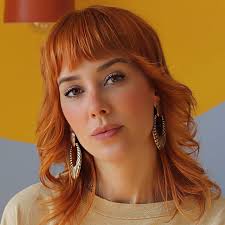 Aline Rocha · アーティストプロフィール