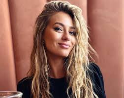 Marcelina Zawadzka's Instagram, Twitter & Facebook