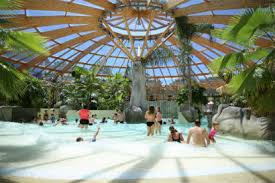 Les plus beaux parcs aquatiques des campings yelloh! Parc Aquatique Lacanau Espace Aquatique Couvert Aqualiday Espace Aquatique Spa En Gironde
