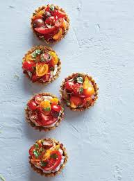 Tartelettes Aux Tomates Et A La Ricotta Ricardo Recipe Food Healthy Foodie Healthy Vegetarian