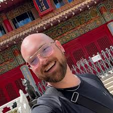 So this is fun. Our Air Canada flight from Singapore to Vancouver has been  cancelled and there isn't any flight for us in the next 3 days. Not sure  what to do