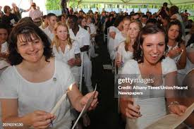 416 Cathy Barry Stock Photos, High-Res Pictures, and Images