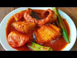Asam Pedas Ikan Pari Stingray Asam Pedas Youtube In 2020 Curry Dishes Pedas Food