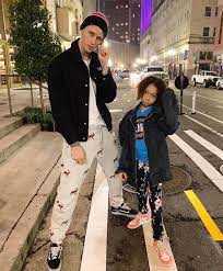 While eminem usually speaks about the close and loving relationship he has with hailie in his songs, the kamikaze track not alike fires shots at a machine gun kelly, saying keep commenting on my daughter. Pin On Mgk