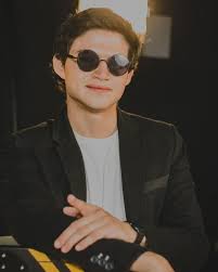 Alex Solís (@alexsolismx) • Instagram photos and videos