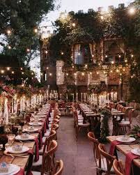 Eine Magische Hochzeit Im Harry Potter Stil Lassen Sie Sich Von Diesen Eindrucken Verzaubern Rustikale Hochzeit