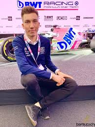 Norwegian ski jumper daniel andre tande los control over his left ski and crashed badly ahead of world cup event in planica. Skispringen Goes Formel 1