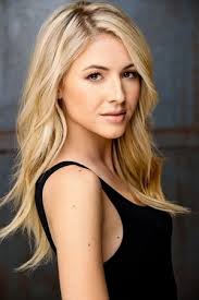 Caitlin Borek : biographie, filmographie, photos & vidéos