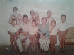 Rumitnya sistem panggilan keluarga jawa ts pisangkaramel. Sebutan Bagi Nenek Moyang Dalam Masyarakat Jawa Lasmicika