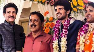 He mostly uses tamil as his major mother tongue language. Nizhalgal Ravi S Son Ragulraj Wedding Reception Tn 147 Youtube