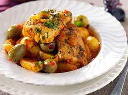 Tajine De Poisson A La Marocaine Recettes Recette Tajine Poisson Recette Tajine Recette Marocaine