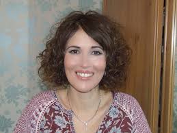 I loved getting Rachel ready for her twilight wedding, super chilled out  bride! 💋💄