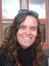 Dra. Monique Rodrigues de Souza, especialista em Psicologia