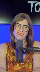 ETIQUETA A TU AMIGA QUE SE PONE ASÍ DESDE AUE ESCUCHA A @donatyoficial