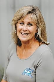 Danae Miles's Instagram, Twitter & Facebook