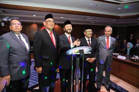 Malaysia mahkamah syariah ialah institusi kehakiman yang membicarakan serta menjatuhkan hukuman ke atas orang islam bagi kesalahan sivil dan jenayah agama mengikut bidang kuasa yang diperuntukkan untuknya. Mahkamah Syariah Alor Setar Portal Rasmi Jabatan Bantuan Guaman Malaysia Program Kesedaran Masyarakat Enakmen Keterangan Mahkamah Syariah Negeri Selangor 2003 Syariah Court Evidence State Of Selangor Enactment 2003 Textbooks On Carousell Sora Jay