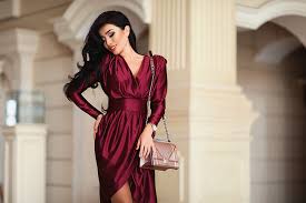 A remake of the classic economic board game about running a design company and trying to succeed in the ruthless world of. Pret A Porter Shop Young Designers Coats Tailor Made Suits Party Wear Dresses