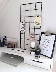 Minimalistische Schwarz Weiss Workstation Ikea Alex Schreibtisch Ikea Write Ikea Alex Desk Interior Design Apartment Small Minimalist Room