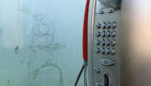 Stall (in a bathroom) regionalism used in the united states. Andria Attenzione Ai Truffatori Delle Cabine Telefoniche Ecco Come Agiscono