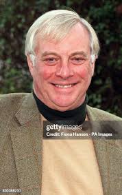 126 Neil Hanson Photos & High Res Pictures