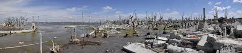 It's a village in ruins caused by the rising of a lake. Argentinien