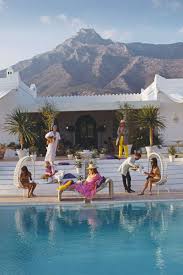 In doing so, he captured a golden age of wealth, privilege, beauty and leisure that occurred alongside—but quite separate from—the cultural and. 25 Slim Aaron S Prints Ideas Slim Aarons Slim Aarons Photography Slim